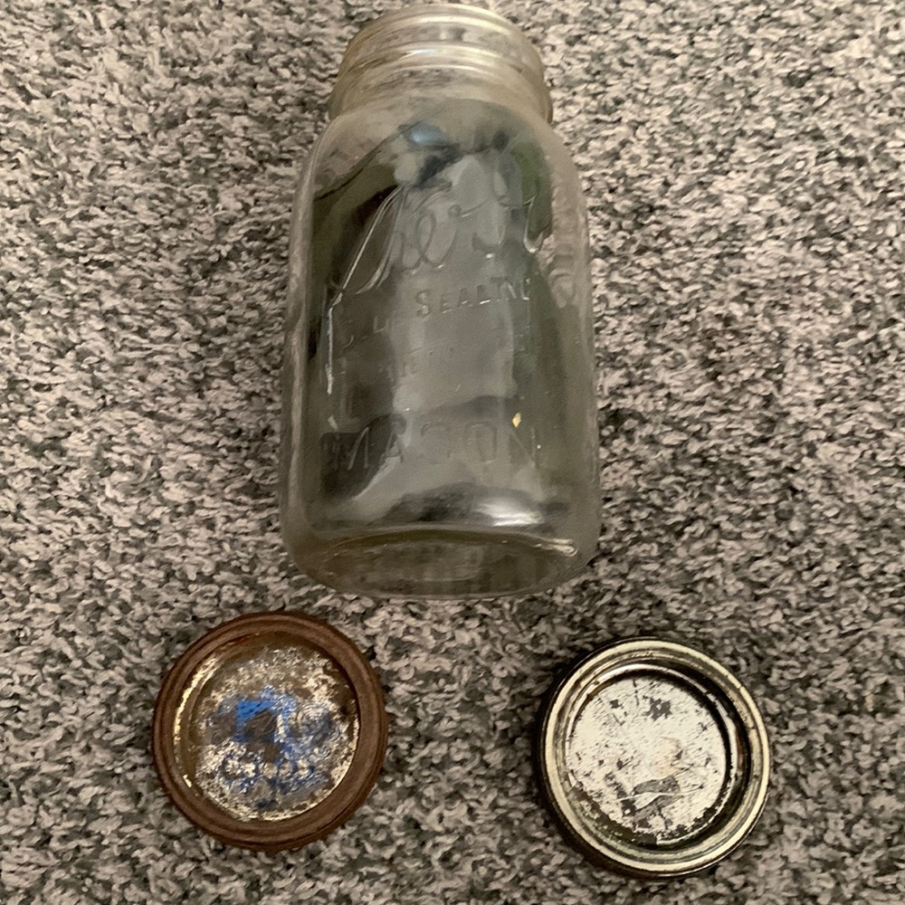 Kerr vintage quart size mason jar with two lids
